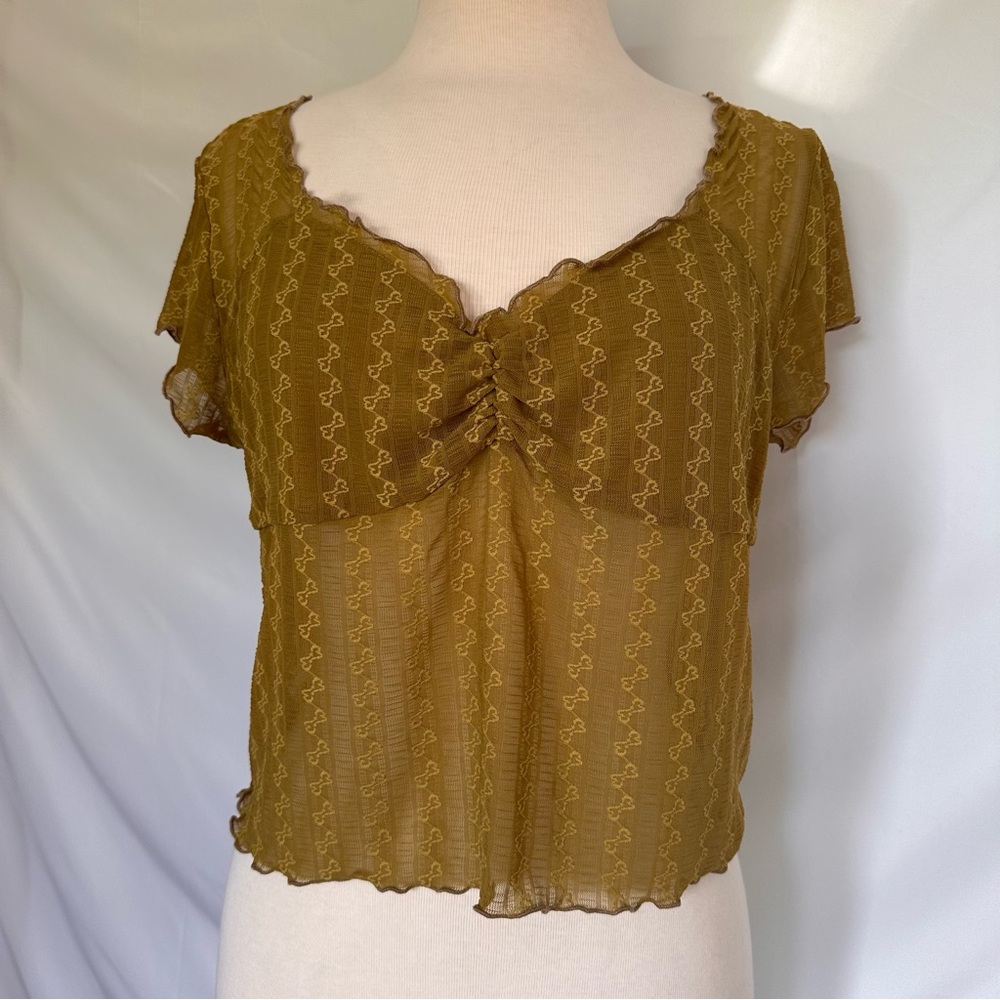 Kimchi Blue Anabella Textured Sheer Mesh Lettuce-Edge Top in Chartreuse